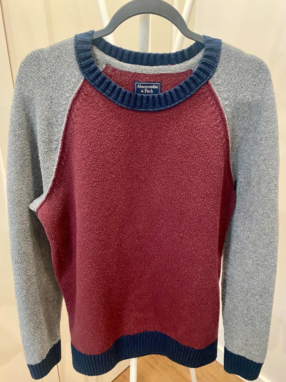 Y2K Abercrombie & Fitch Raglan Crewneck Sweater